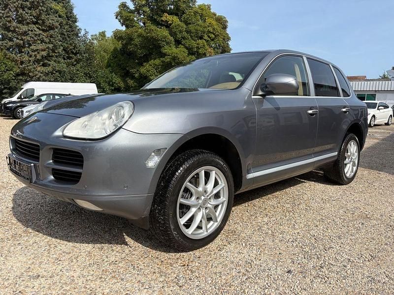 Grau Gebraucht 2005 Porsche Cayenne SUV | 7.990 € (Fairer Preis) - Bild 1/4