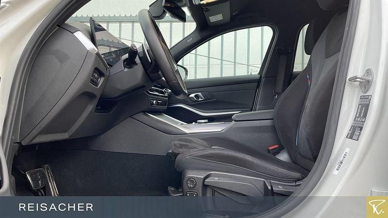 Gebraucht BMW 320 Comfort Edition 190 PS (139 kW) 2025 Alpinweiß uni Limousine