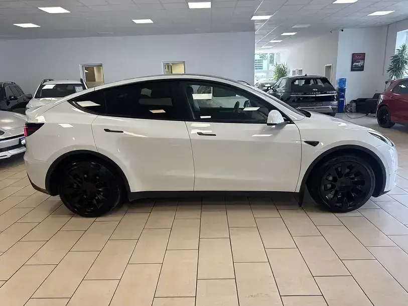 Gebraucht Tesla Model Y Long Range AWD 378 kW (514 PS) 2023 Weiß SUV