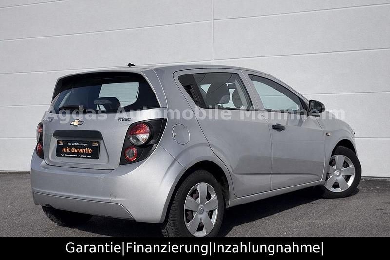Gebraucht Chevrolet Aveo LS 69 PS (50 kW) 2013 Silber Kleinwagen
