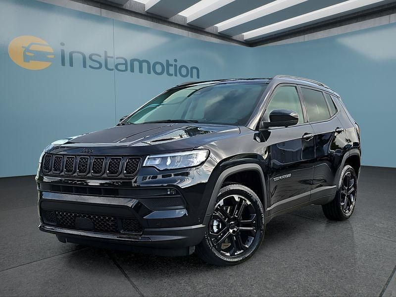 Schwarz Neu 2025 Jeep Compass SUV | 44.449 € (Teuer) - Bild 1/4