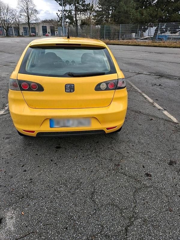 Gebraucht Seat Ibiza 80 PS (58 kW) 2008 Gelb Kleinwagen