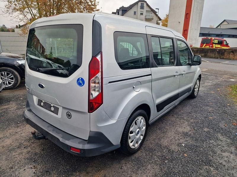 Gebraucht Ford Tourneo Trend 95 PS (69 kW) 2015 Silber Van / Kleinbus
