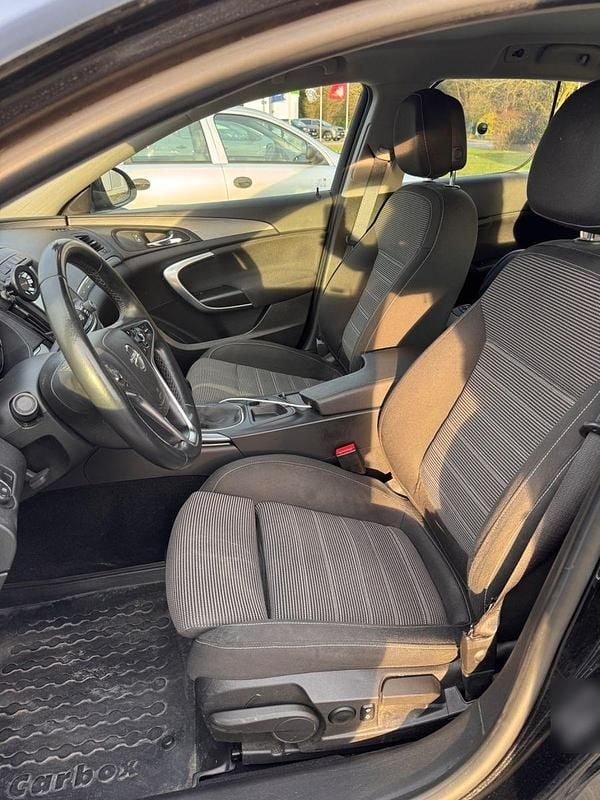 Gebraucht Opel Insignia Innovation 136 PS (100 kW) 2016 Schwarz Kombi