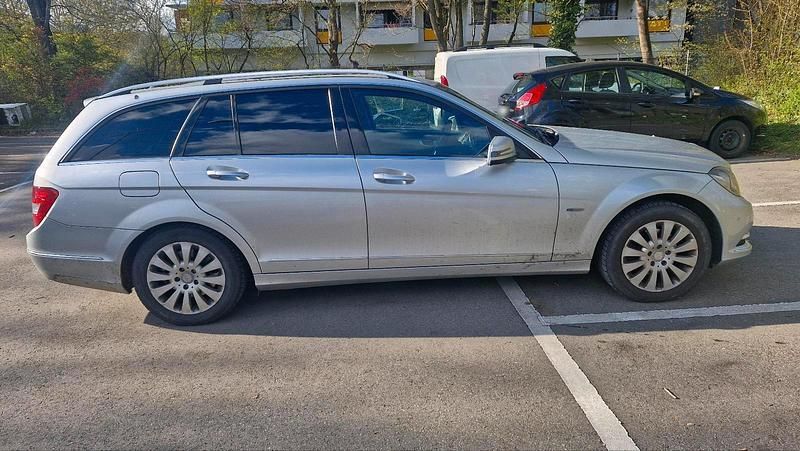 Gebraucht Mercedes C200 184 PS (135 kW) 2011 Silber Kombi