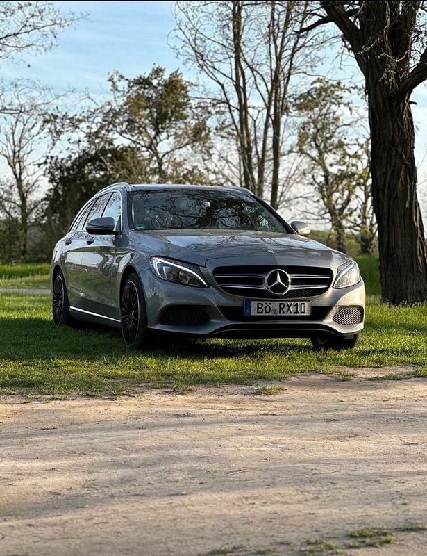 Gebraucht Mercedes C220 170 PS (125 kW) 2016 Grau Kombi