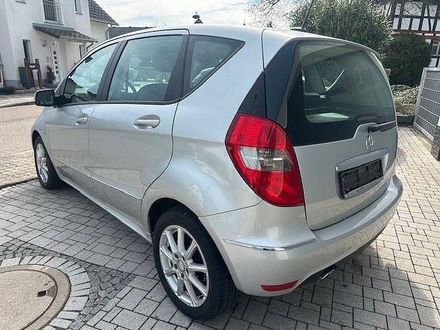 Gebraucht Mercedes A160 Edition 95 PS (69 kW) 2009 Silber Limousine