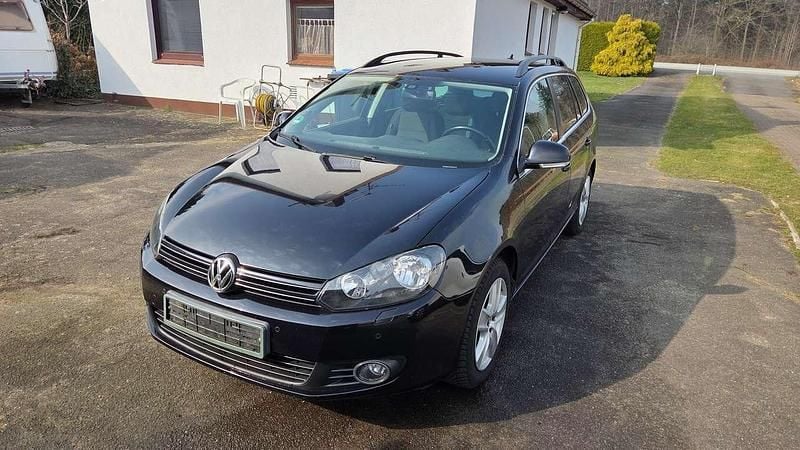 Gebraucht VW Golf VI Comfortline 140 PS (102 kW) 2010 Schwarz Kleinwagen