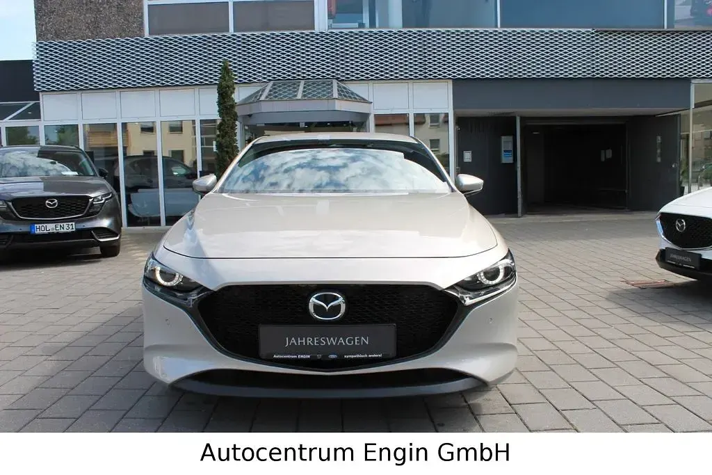 Gebraucht Mazda 3 Exclusive-Line 140 PS (102 kW) 2025 Beige Limousine