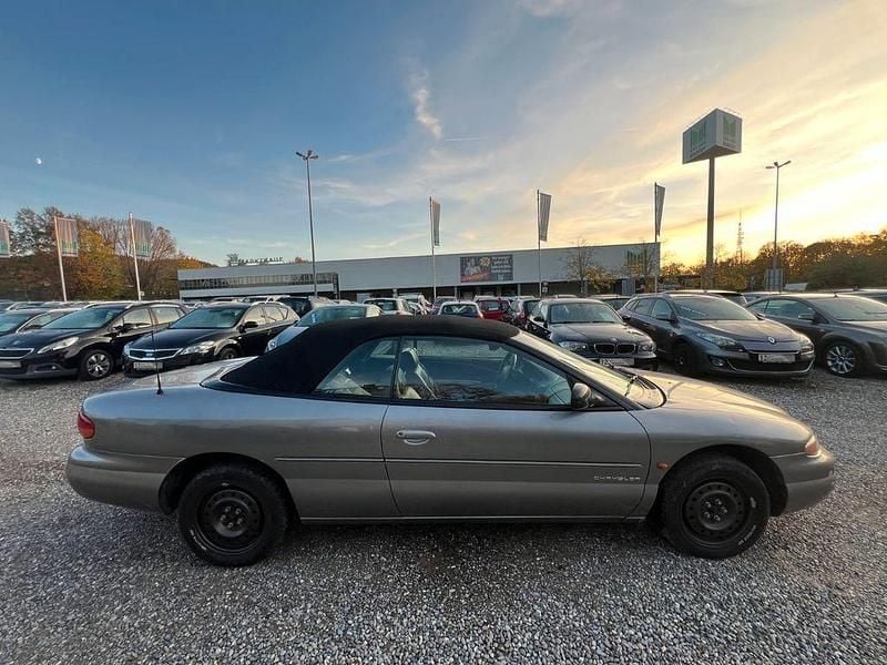 Gebraucht Chrysler Stratus 163 PS (119 kW) 1998 Grau Cabrio