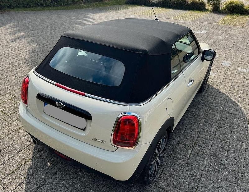 Gebraucht Mini Cooper Pepper 136 PS (100 kW) 2019 Weiß Kleinwagen