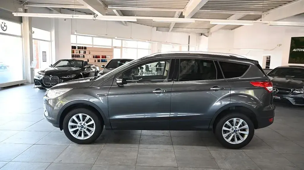 Gebraucht Ford Kuga Titanium 182 PS (133 kW) 2016 Magnetic SUV