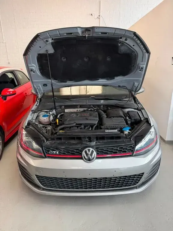 Gebraucht VW Golf VII GTI 220 PS (161 kW) 2015 Grau Limousine