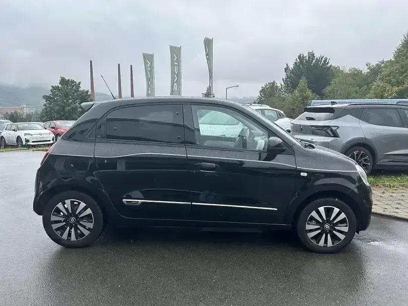 Używany Renault Twingo Techno 60 kW (82 KM) 2023 Czarny Hatchback