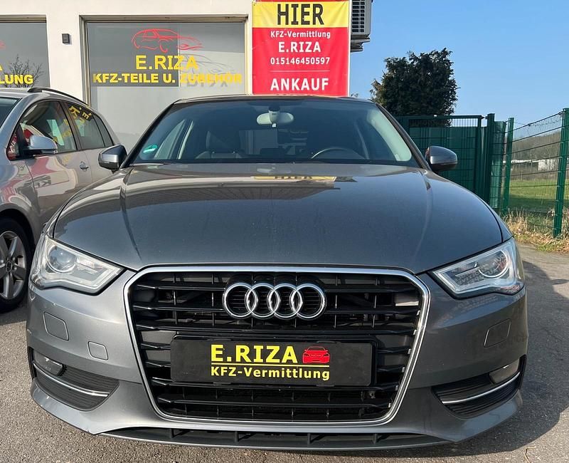 Gebraucht Audi A3 Ambiente 150 PS (110 kW) 2013 Grau Limousine
