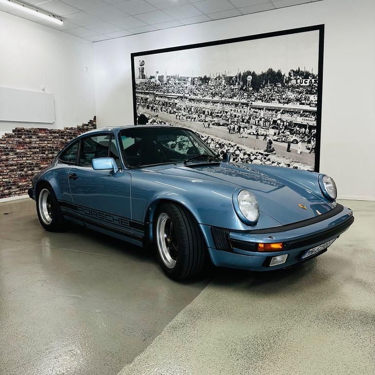 Gebraucht Porsche 911 280 PS (205 kW) 1986 Blau Coupé