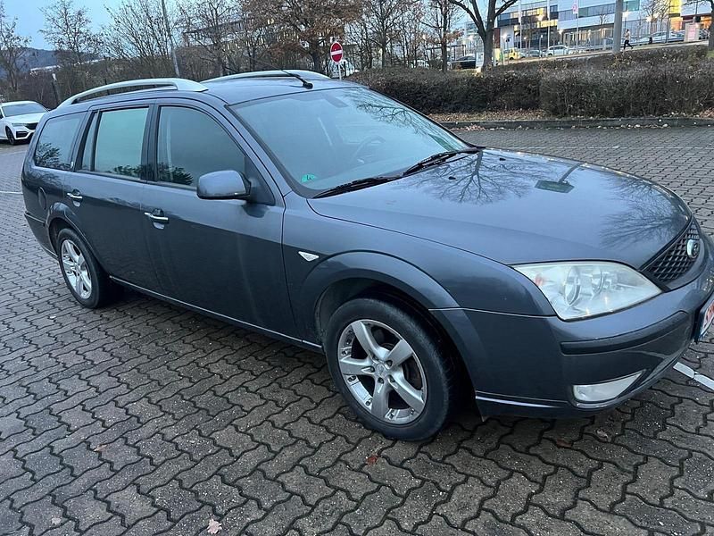 Gebraucht Ford Mondeo 120 PS (88 kW) 2005 Grün Kombi