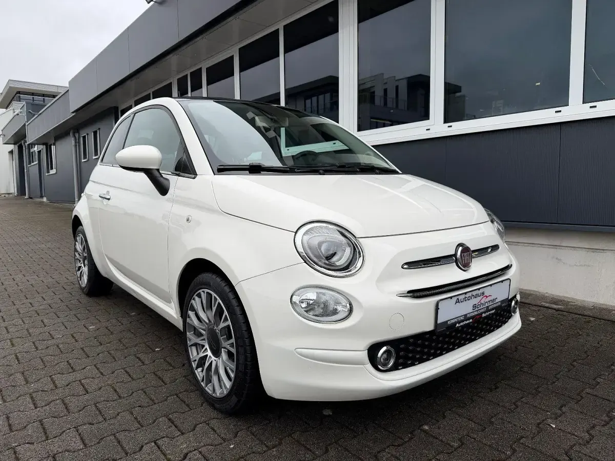 Gebraucht Fiat 500 Lounge 69 PS (50 kW) 2018 Weiß Kleinwagen