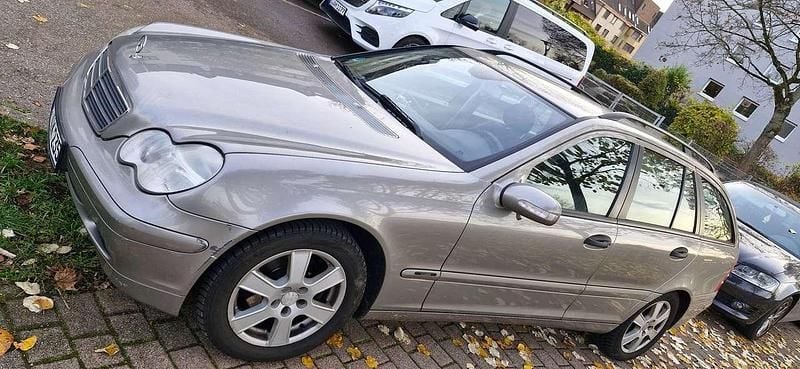 Gebraucht Mercedes C180 143 PS (105 kW) 2004 Beige Kombi