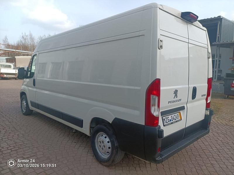 Gebraucht Peugeot Boxer 140 PS (102 kW) 2020 Weiß Van