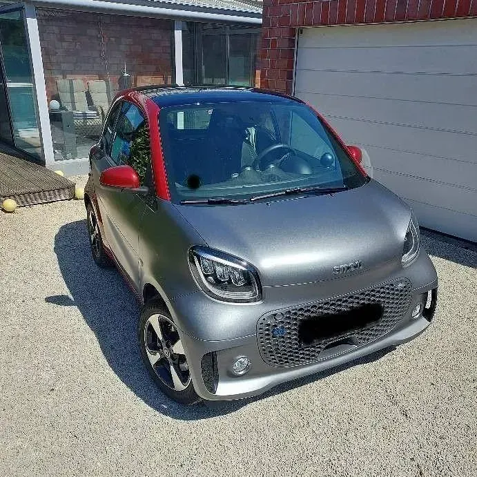 Gebraucht Smart ForTwo Coupé Exclusive 60 kW (82 PS) 2024 Grau Kleinwagen