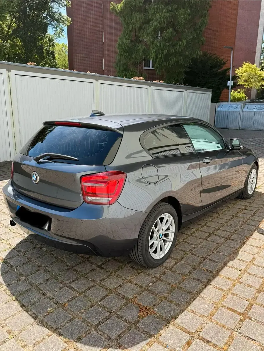 Gebraucht BMW 118 Sport Line 170 PS (125 kW) 2013 Grau Kleinwagen