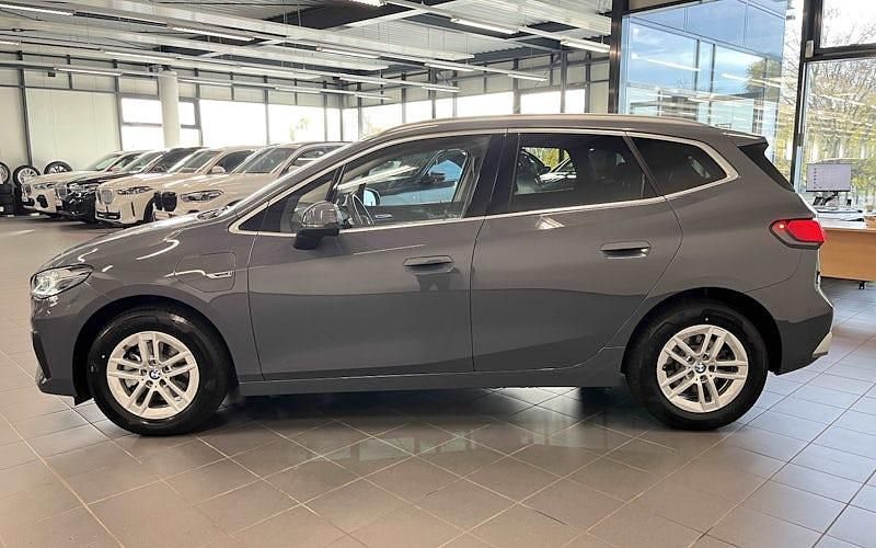Gebraucht BMW 225 Active Tourer 245 PS (180 kW) 2022 Grau Van / Kleinbus