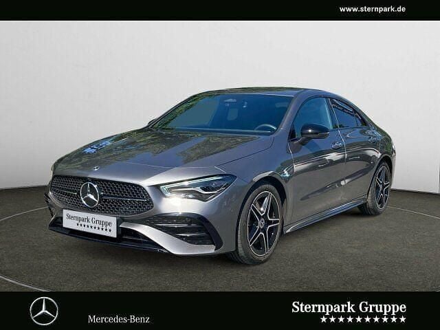 Lack mountaingrau Gebraucht 2024 Mercedes CLA200 AMG Coupé | 35.490 € (Guter Preis) - Bild 1/4
