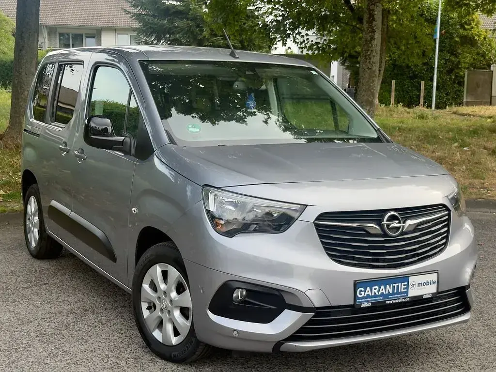 Gebraucht Opel Combo Life Elegance 102 PS (75 kW) 2021 Quartz/artense grey Van / Kleinbus