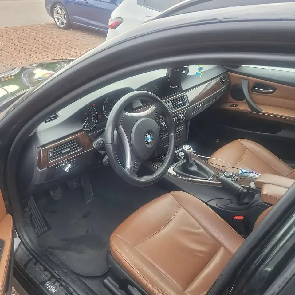 Gebraucht BMW 320 Lifestyle 170 PS (125 kW) 2011 Kombi