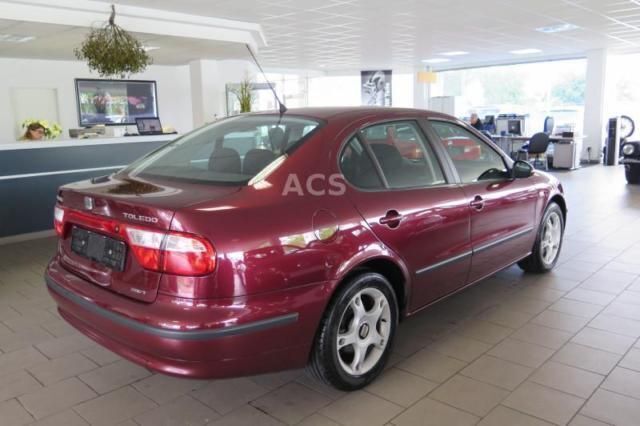 Gebraucht Seat Toledo 180 PS (132 kW) 2004 Andere farbe metallic Limousine