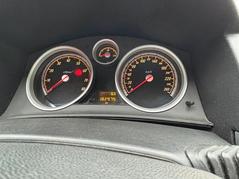 Gebraucht Opel Astra GTC 125 PS (91 kW) 2005 Schwarz Coupé