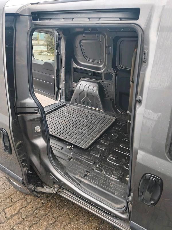 Gebraucht Fiat Doblò 2016 Grau Van / Kleinbus