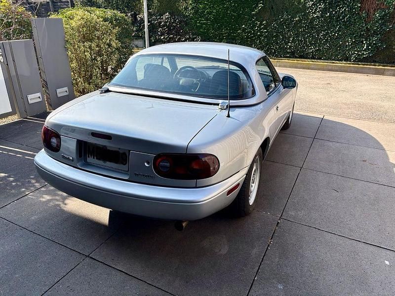 Gebraucht Mazda MX5 116 PS (85 kW) 1991 Silber Cabrio
