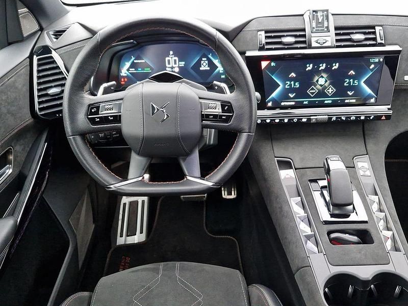 Gebraucht DS Automobiles DS7 Crossback Performance 224 PS (164 kW) 2022 Perla nera schwarz metalli (metallic) SUV