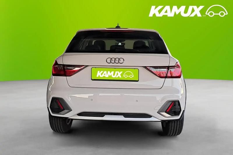 Gebraucht Audi A1 95 PS (69 kW) 2022 Weiß SUV