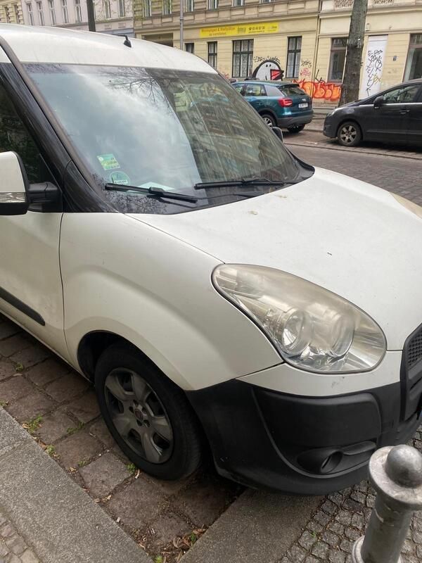 Weiß Gebraucht 2010 Fiat Doblò Van / Kleinbus | 1.800 € - Bild 1/3