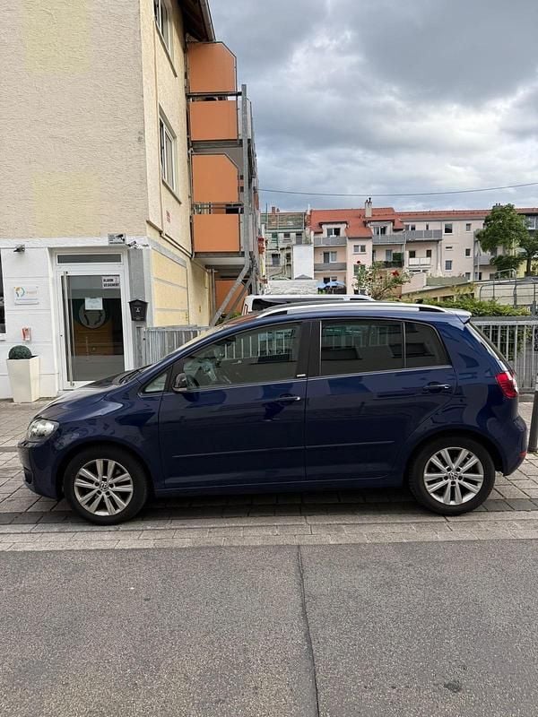 Gebraucht VW Golf VII 105 PS (77 kW) 2012 Blau Kombi