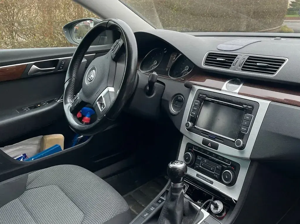 Gebraucht VW Passat 160 PS (117 kW) 2011 Kombi