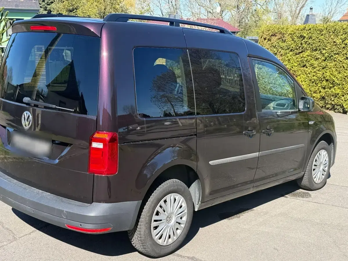 Gebraucht VW Caddy 75 PS (55 kW) 2018 Violet Van / Kleinbus