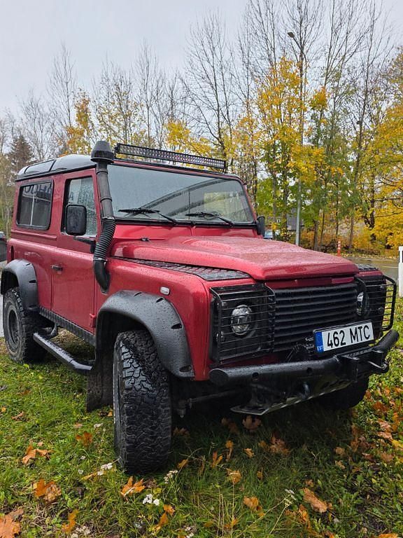 Rot Gebraucht 2009 Land Rover Defender SUV | 22.500 € - Bild 1/4