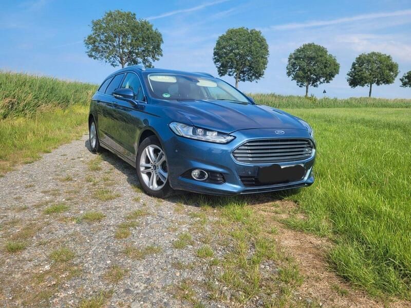 Blau Gebraucht 2019 Ford Mondeo ST Kombi | 15.500 € (Fairer Preis) - Bild 1/4