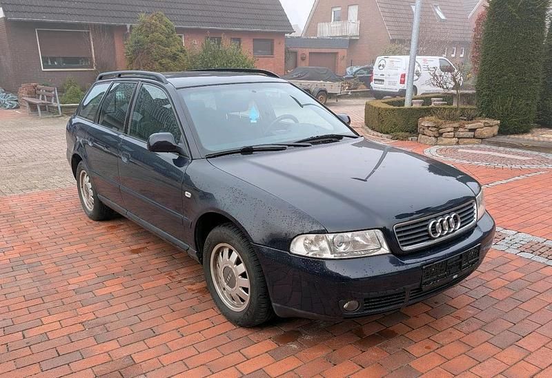 Gebraucht Audi A4 102 PS (75 kW) 2000 Blau Kombi