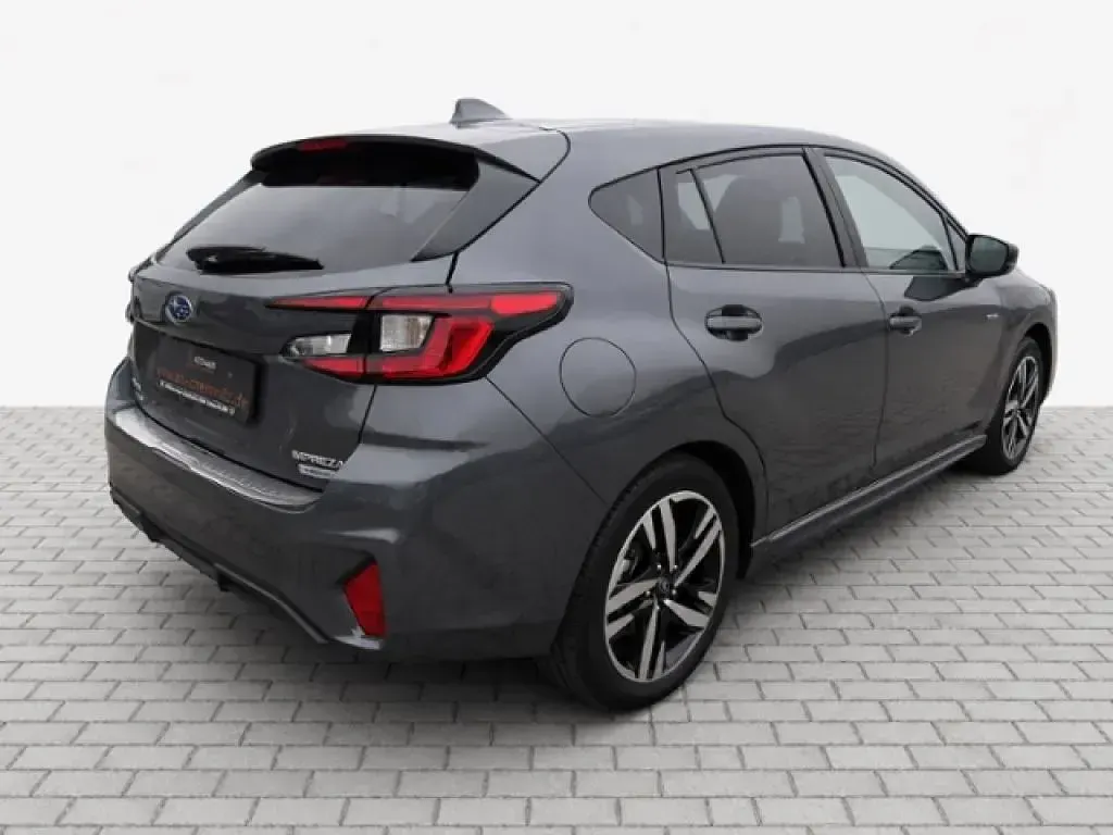 Gebraucht Subaru Impreza 150 PS (110 kW) 2024 Grau (magnetite gray (m)) (metallic) Kleinwagen