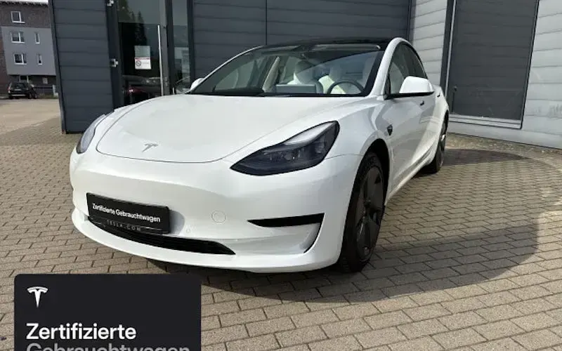 Usado Tesla Model 3 RWD 205 kW (279 CV) 2021 Blanco Berlina