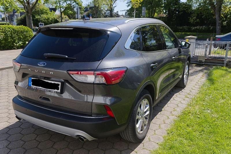 Second-hand Ford Kuga Titanium X 190 CP (139 kW) 2020 Gri SUV