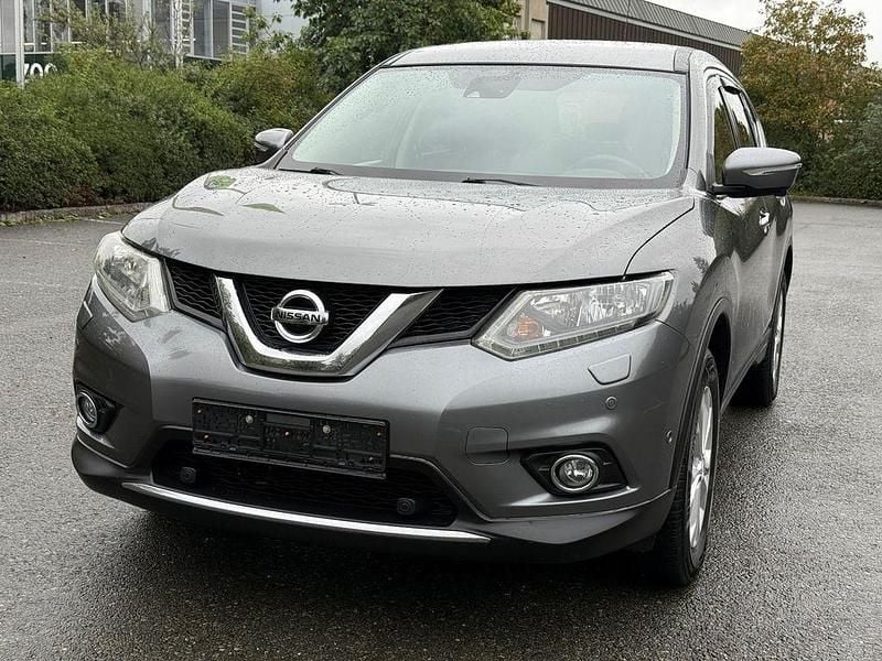 Grau Gebraucht 2017 Nissan X-Trail 360º SUV | 14.900 € (Fairer Preis) - Bild 1/4