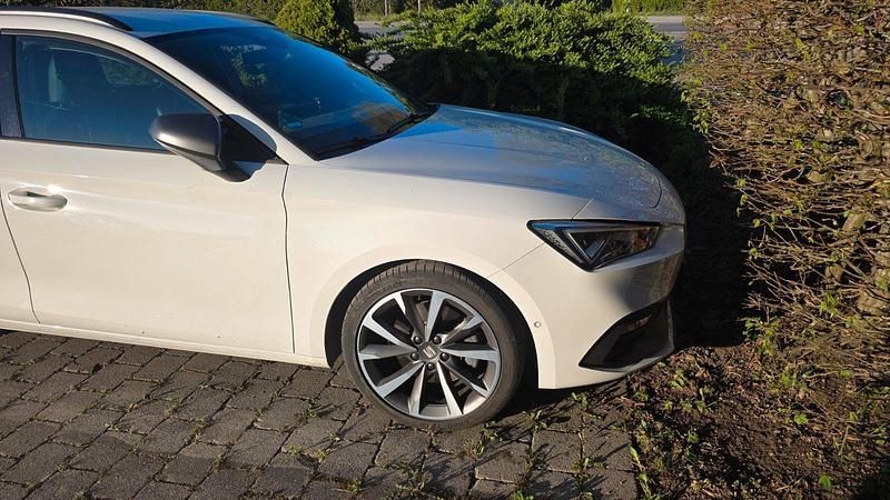 Gebraucht Seat Leon FR 131 PS (96 kW) 2020 Weiß Kombi