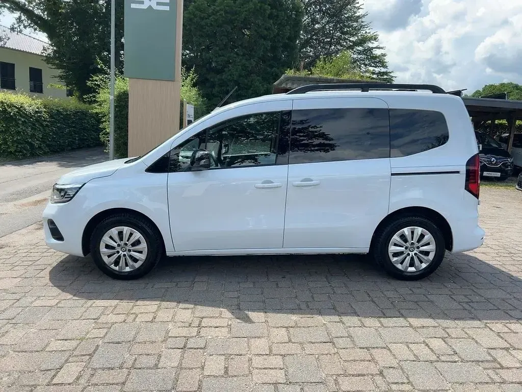 Gebraucht Renault Kangoo Equilibre 131 PS (96 kW) 2023 Weiß Van / Kleinbus