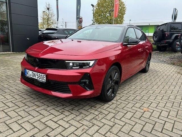 Gebraucht Opel Astra 114 kW (156 PS) 2024 Kardio rot metallic/mineralef Kombi